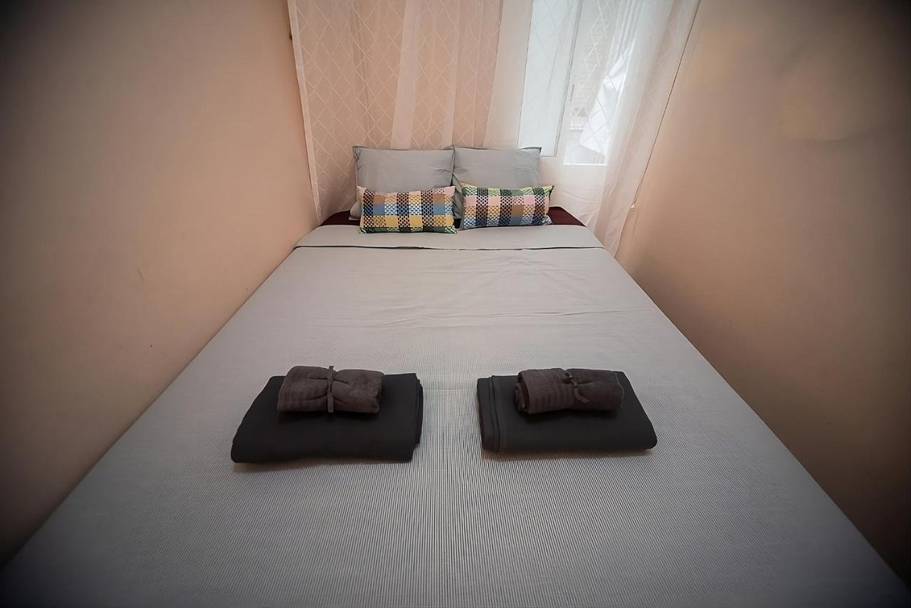 Traditional Rooms In Eixample Barcelona Zewnętrze zdjęcie
