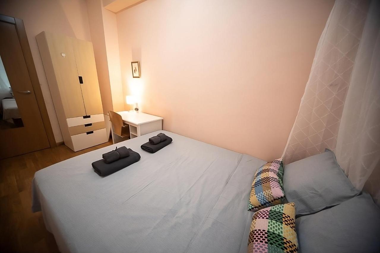 Traditional Rooms In Eixample Barcelona Zewnętrze zdjęcie
