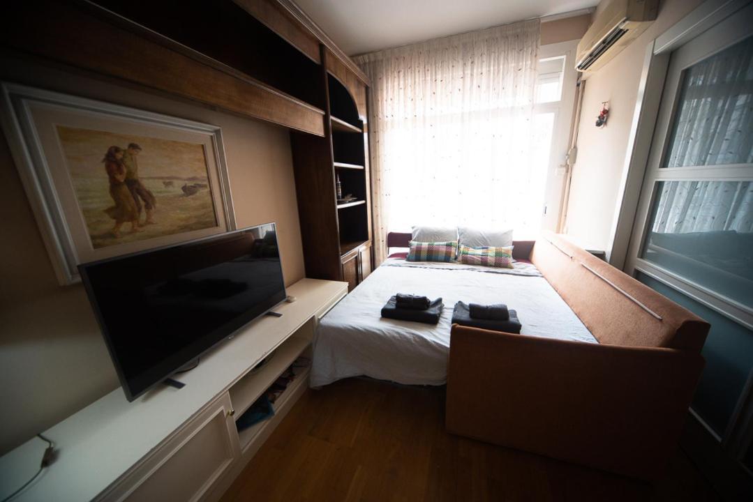 Traditional Rooms In Eixample Barcelona Zewnętrze zdjęcie